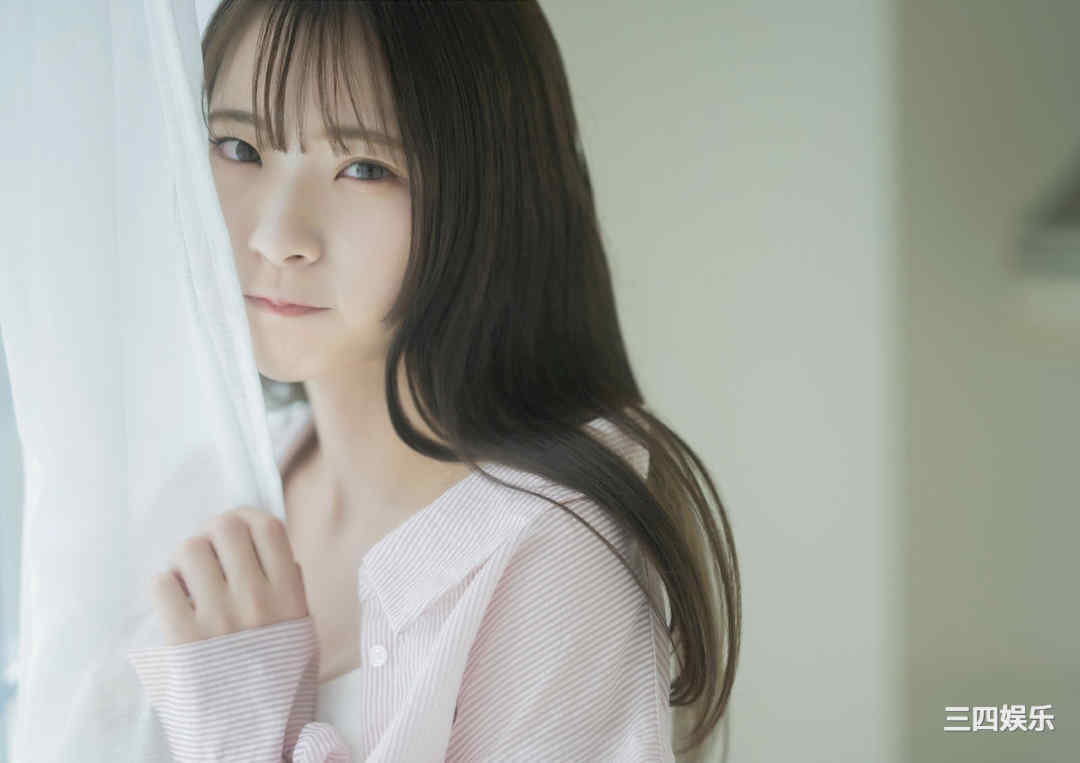 红羽りお写真集《ふれたくなる？》高清全本