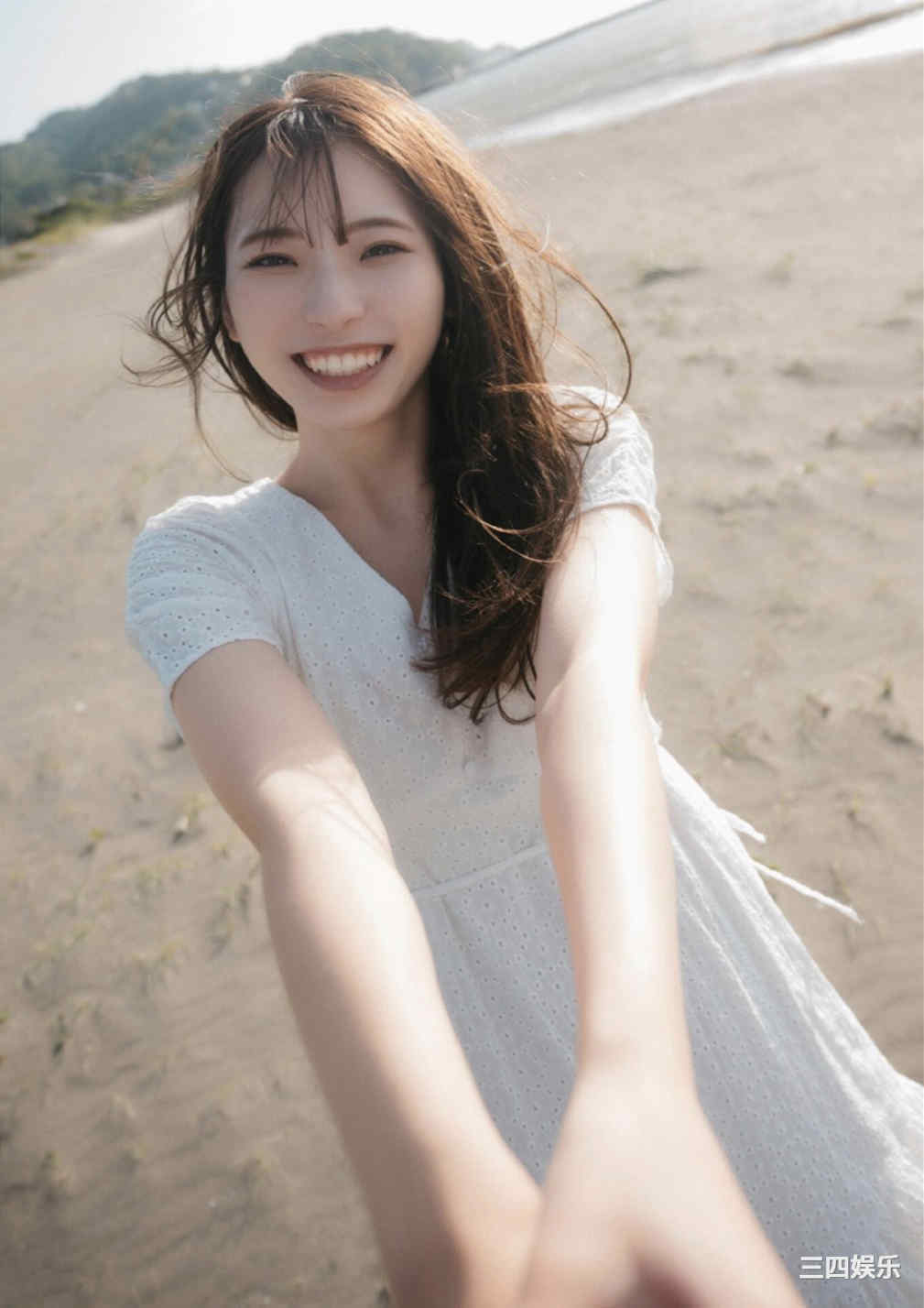 红羽りお写真集《ふれたくなる？》高清全本