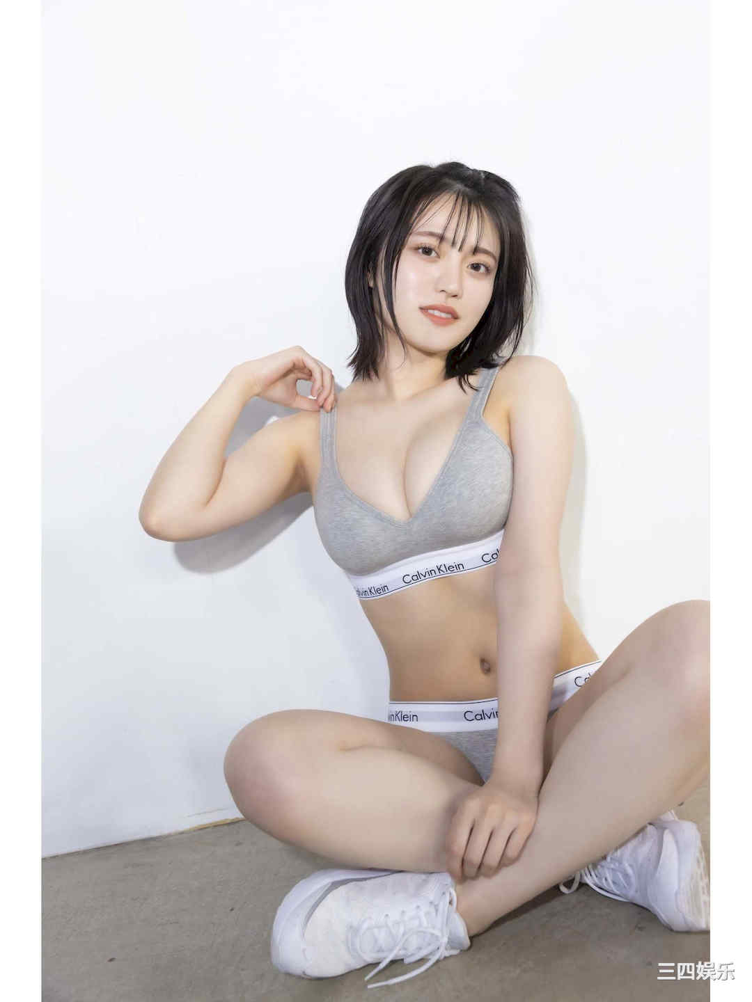 石浜芽衣写真集《スタートダッシュ！》高清全本