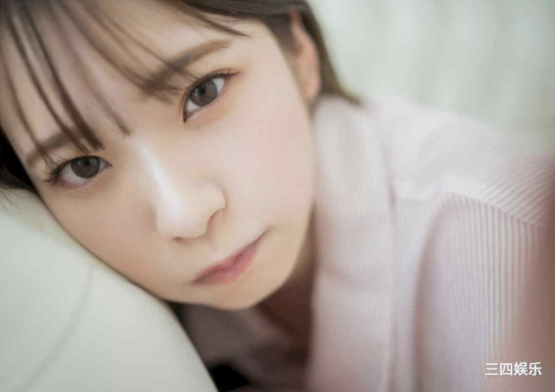 红羽りお写真集《ふれたくなる？》高清全本