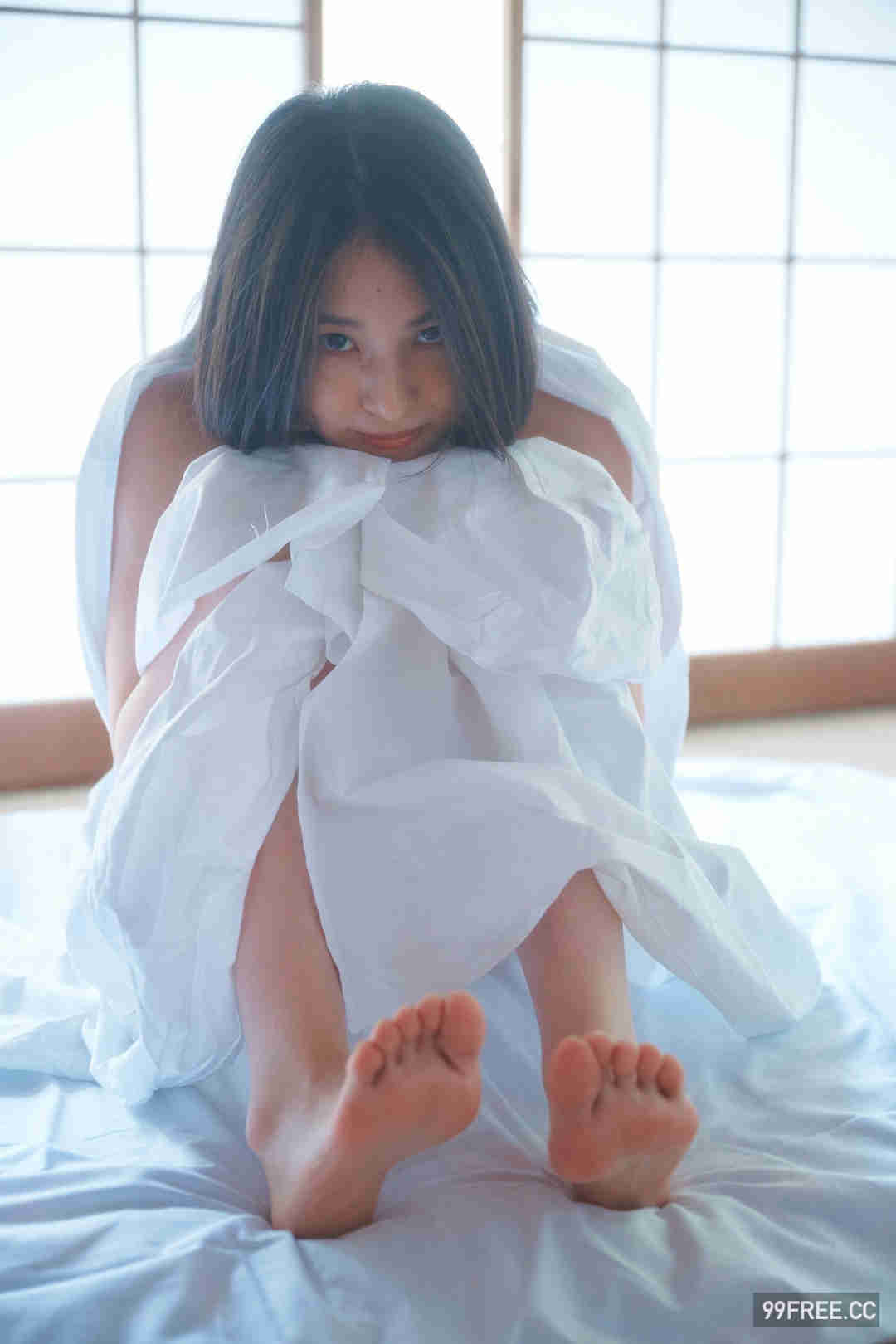 相乐伊织写真集《魅惑の曲線美》高清全本