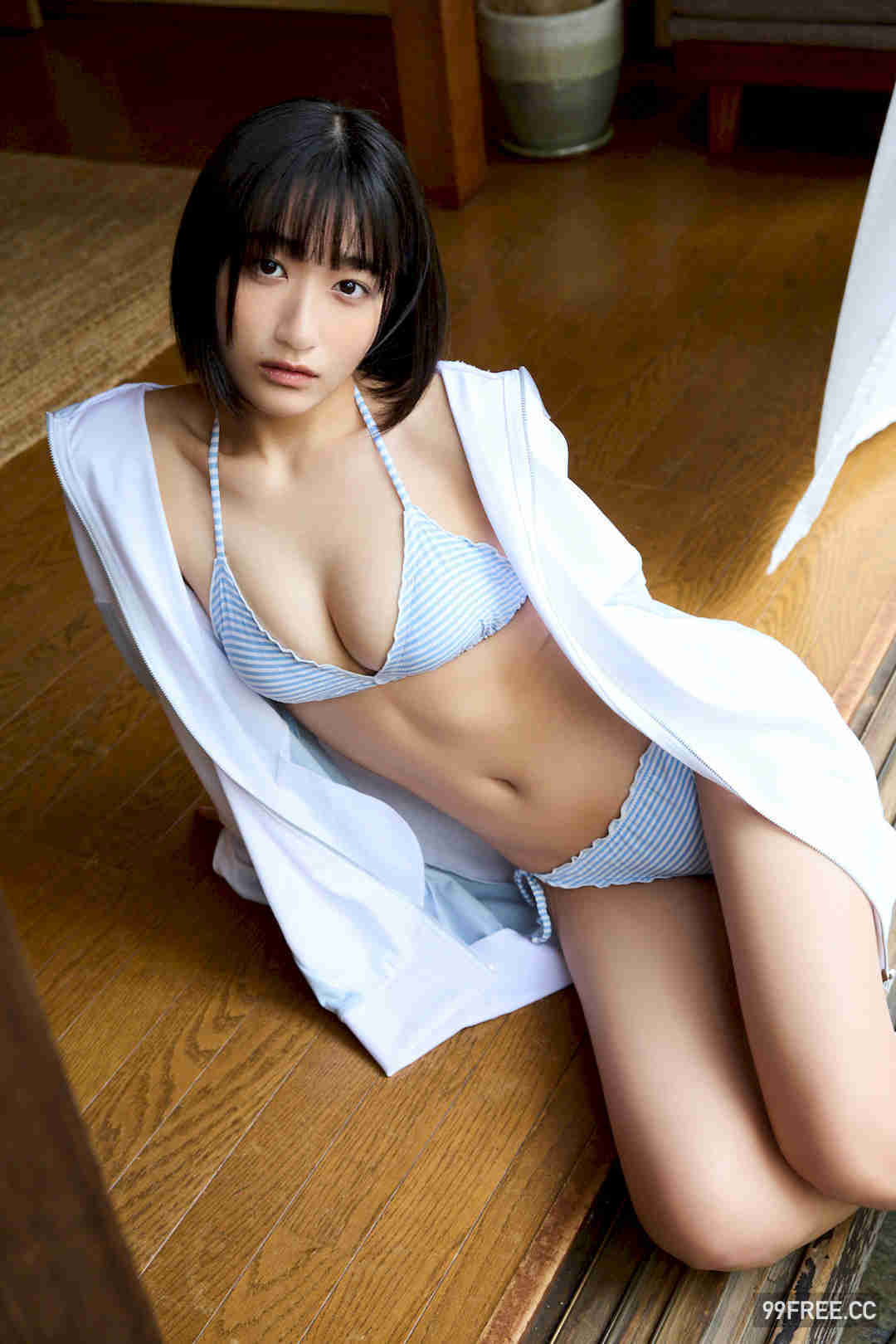 水野瞳写真集《ＮＥＸＴ推しガール！１～４【１４０Ｐ完全版】》高清全本