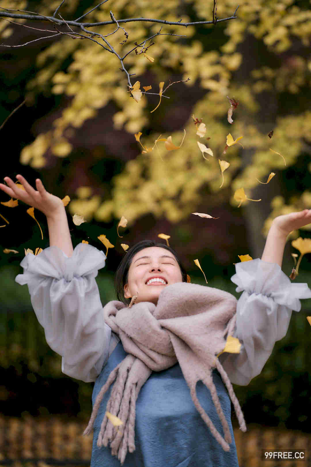 相乐伊织写真集《Blue Halation》高清全本