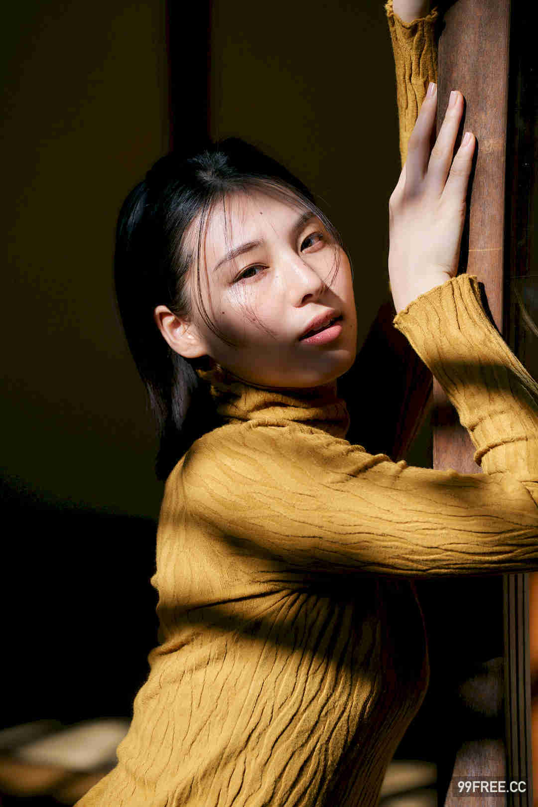 相乐伊织写真集《Blue Halation》高清全本