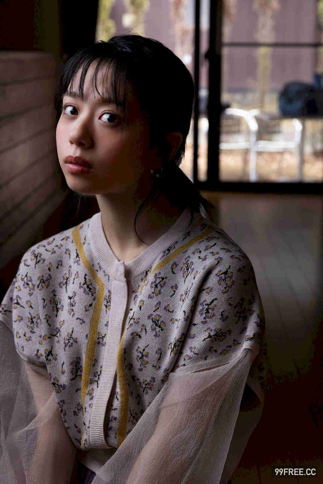 峰岛こまき写真集《瞳に吸い込まれて》高清全本