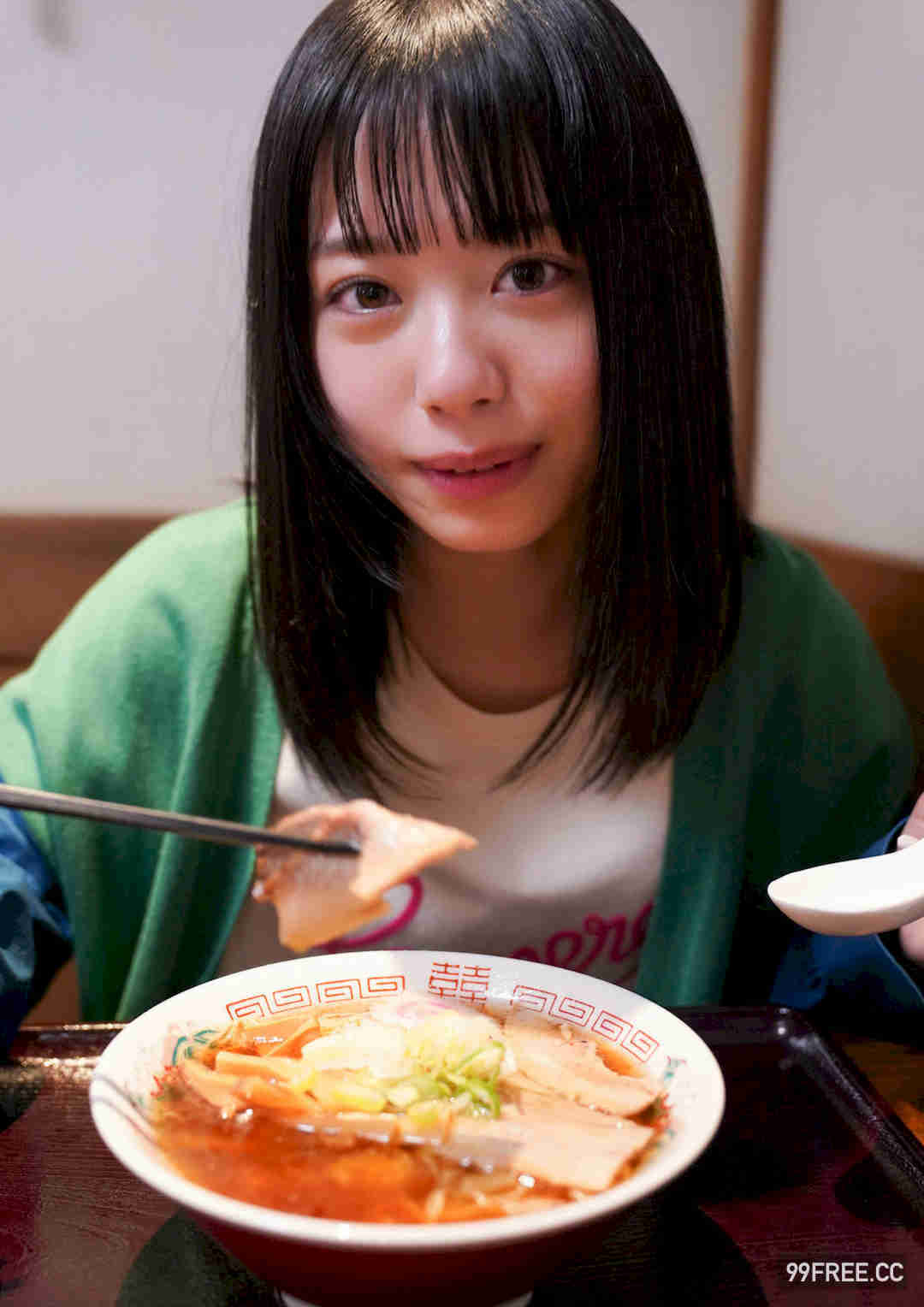 峰岛こまき写真集《いつだってデート日和》高清全本