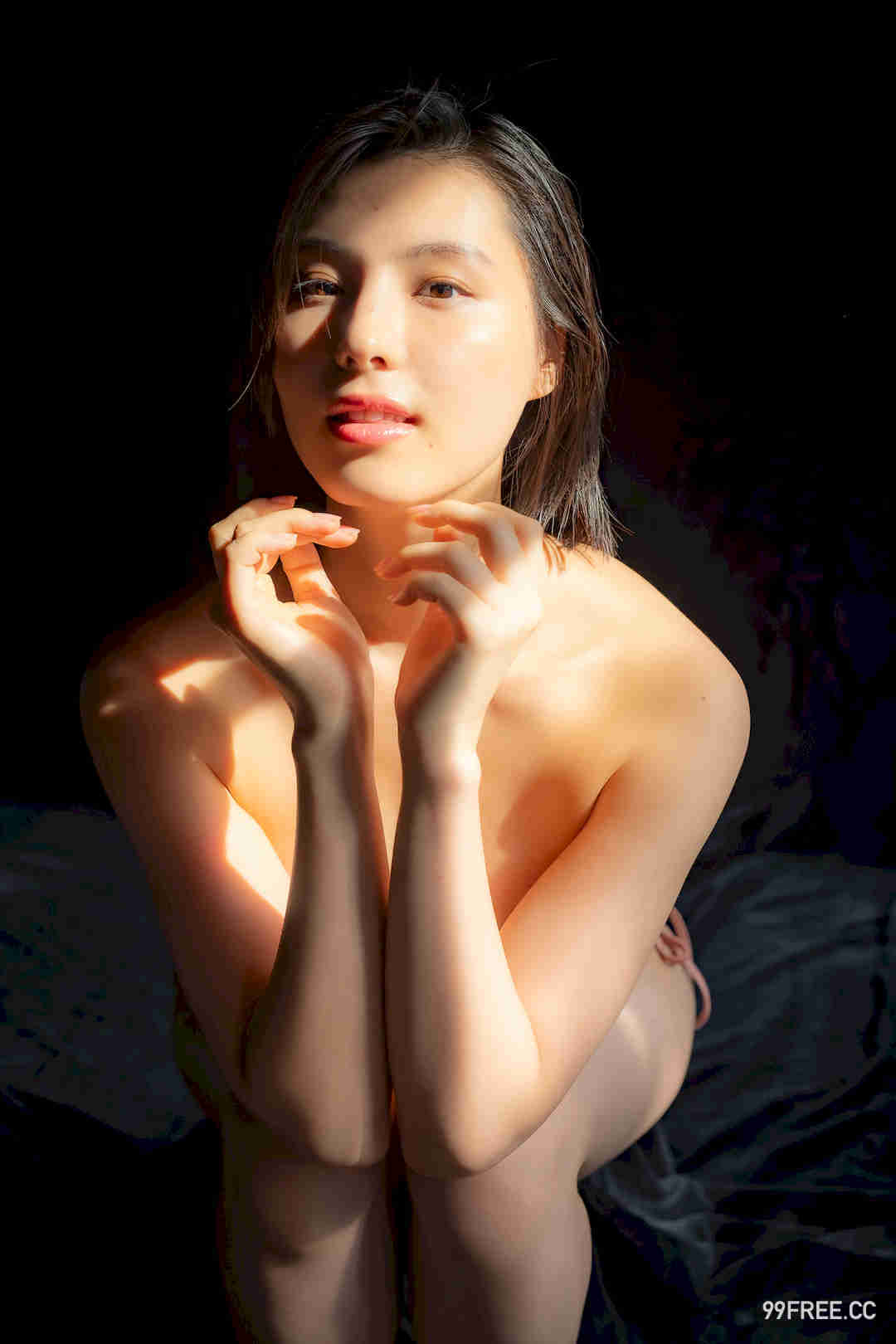 相乐伊织写真集《蜜のあわれ》高清全本