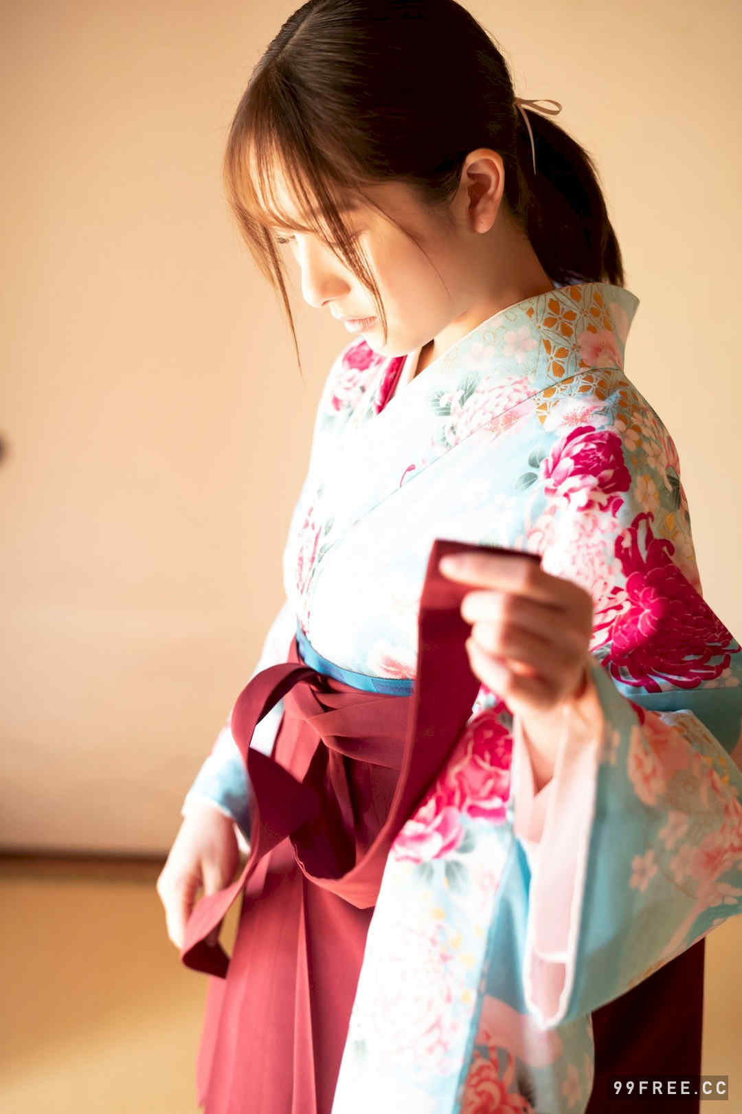 大和田南那写真集《彼女の一手で詰められて……》高清全本