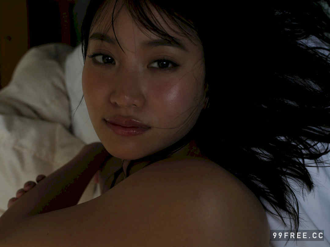 永尾玛利亚写真集《日曜午後に欲望ドライブ》高清全本