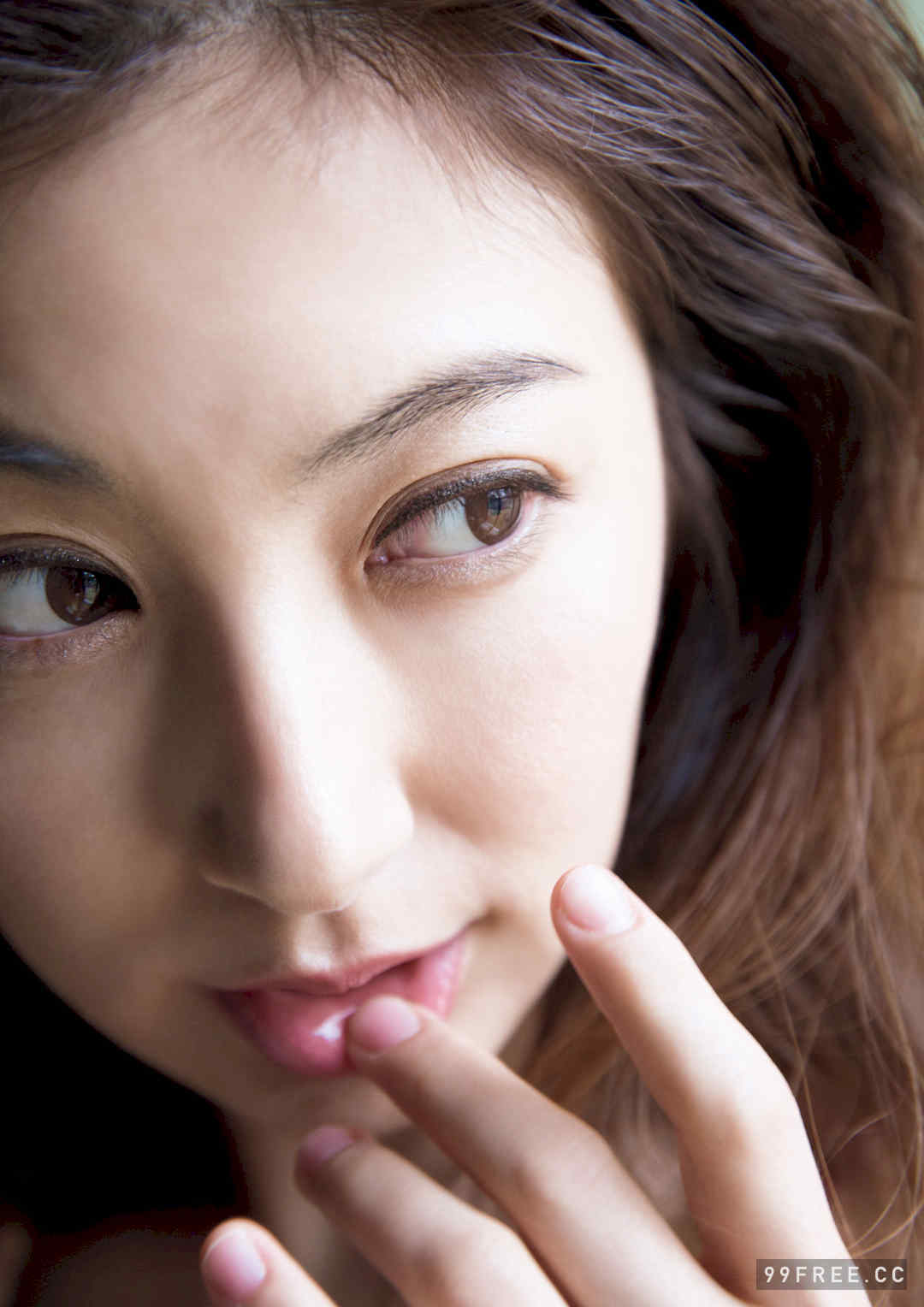 熊田曜子写真集《ＴＨＥ　ＧＲＥＡＴＥＳＴ！！》高清全本