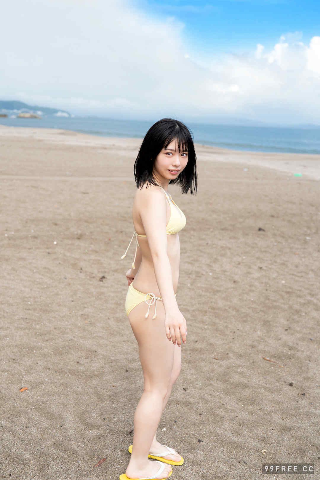 峰岛こまき写真集《ぜんぶ詰め込んで、夏。》高清全本