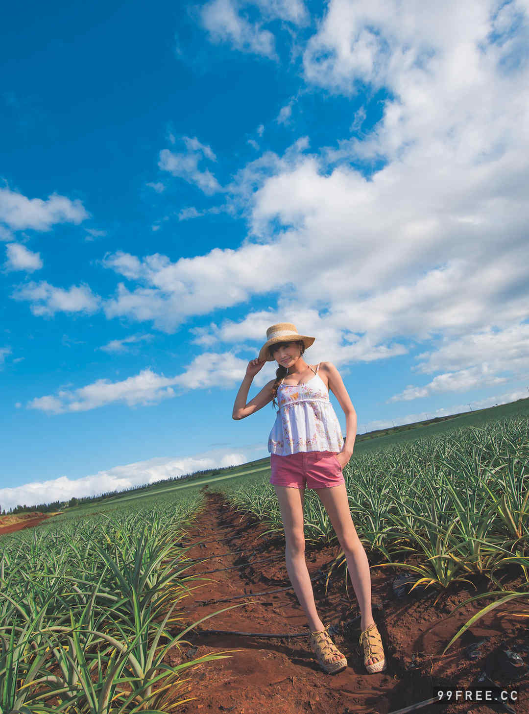 佐藤江梨子写真集《ＥＳ》高清全本