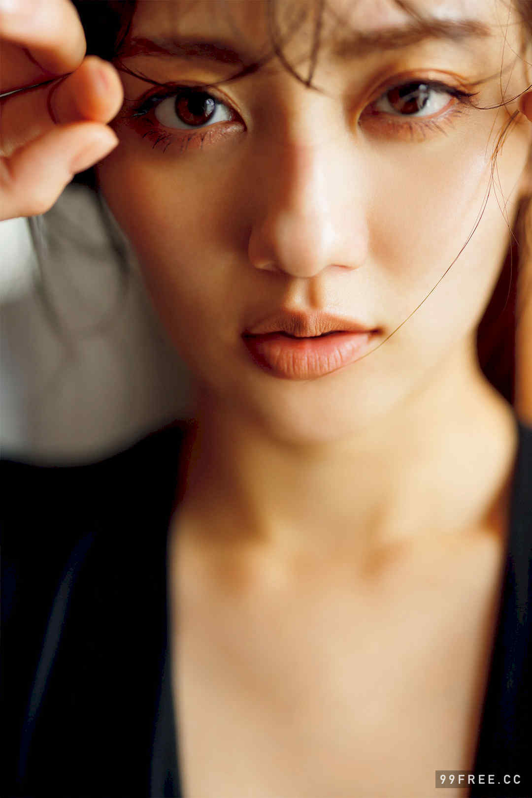 奥山和纱写真集《密会スイートルーム》高清全本