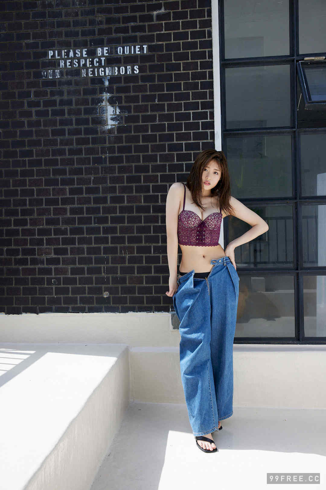 石田桃香写真集《誘うカラダ》高清全本