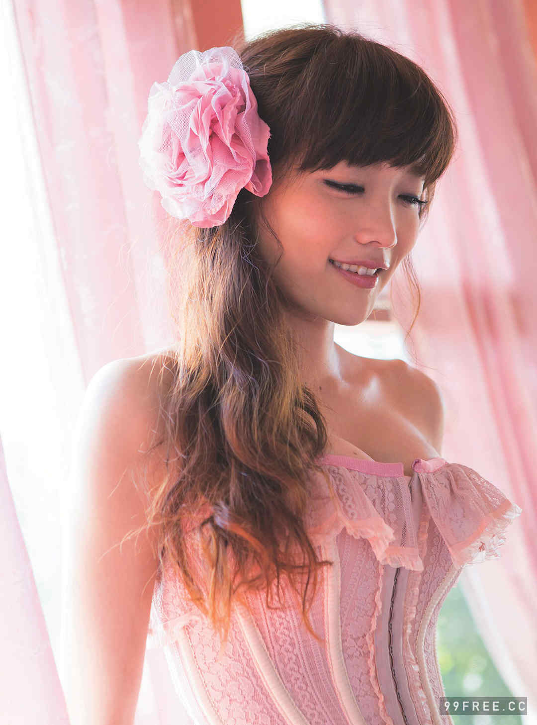 佐藤江梨子写真集《ＥＳ》高清全本