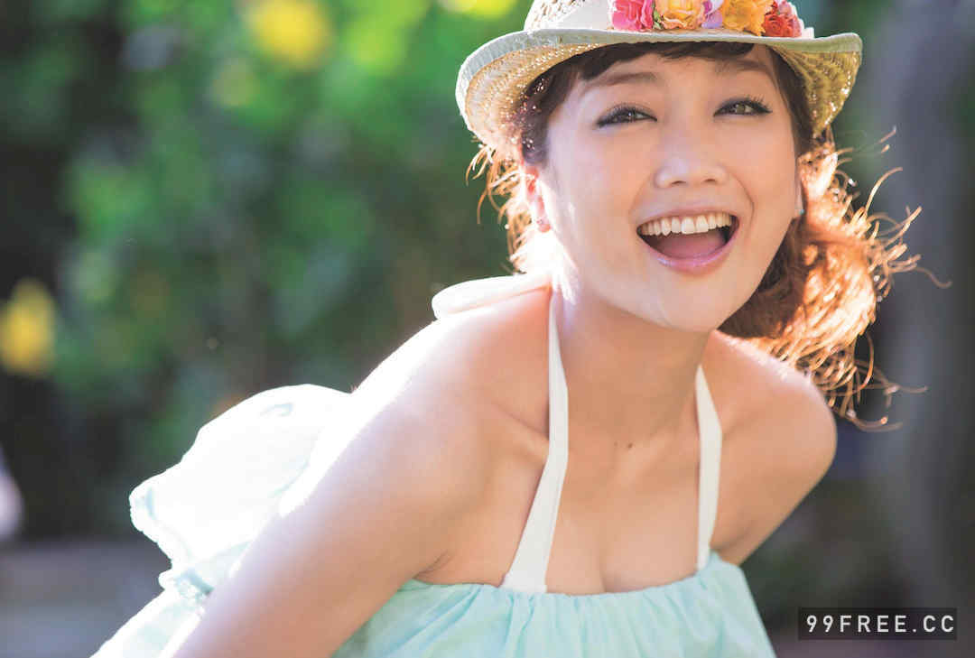 佐藤江梨子写真集《ＥＳ》高清全本