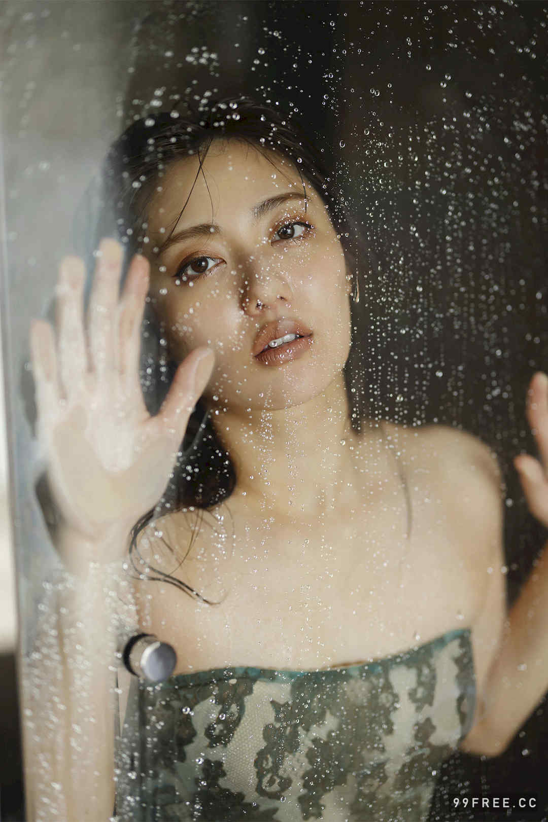 奥山和纱写真集《密会スイートルーム》高清全本