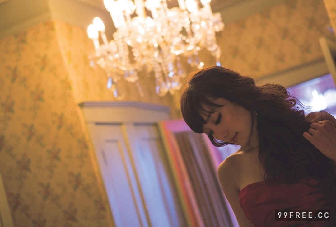 佐藤江梨子写真集《ＥＳ》高清全本