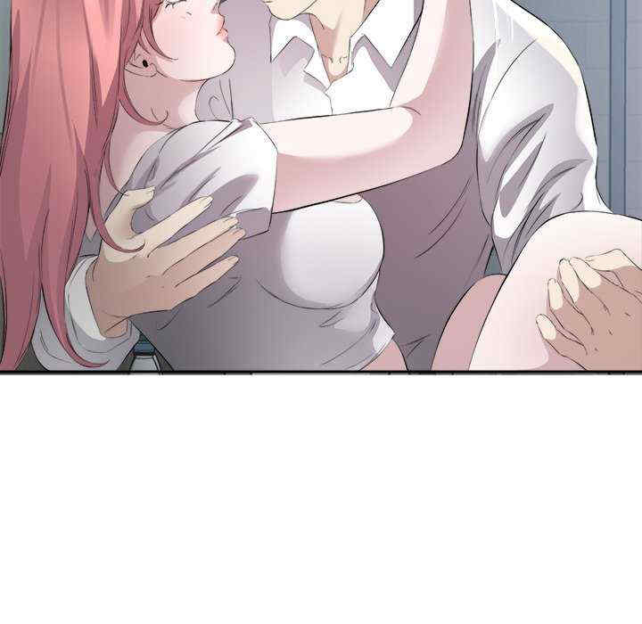 回归单身的继女/别有居心的她